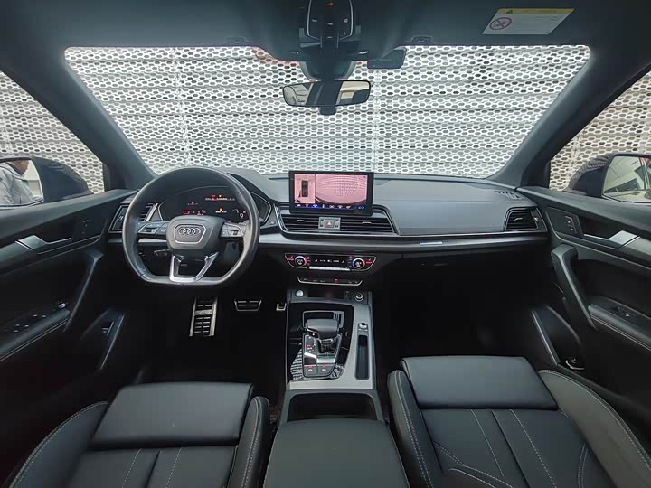 Фото 6 - Audi Q5L