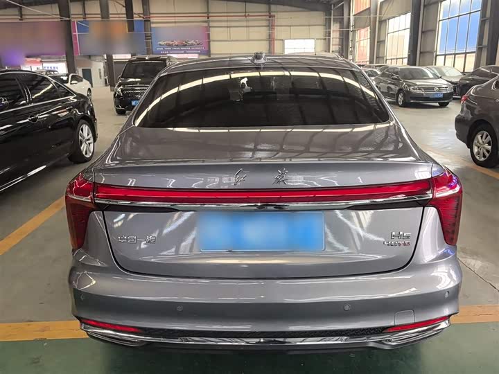 Фото 6 - Hongqi H5