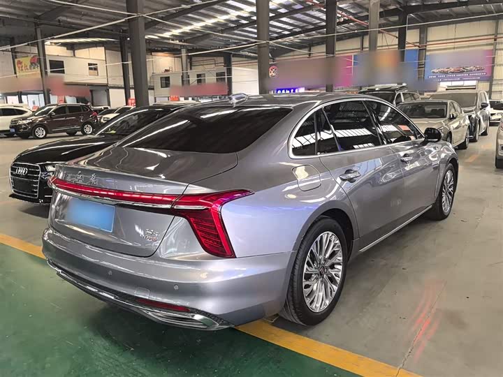 Фото 7 - Hongqi H5