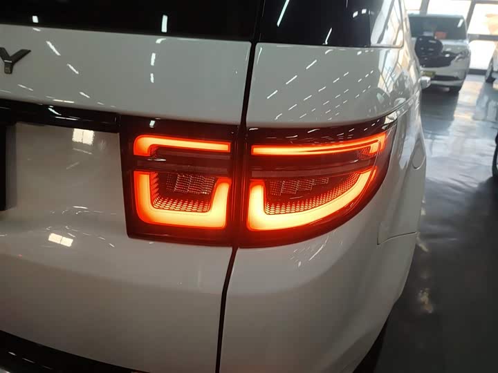 Фото 8 - Land Rover Discovery Sport