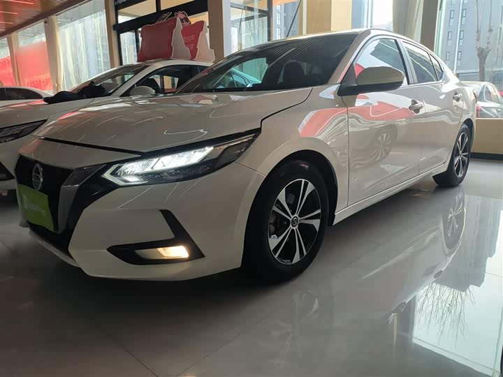 Фото 2 - Nissan Sylphy