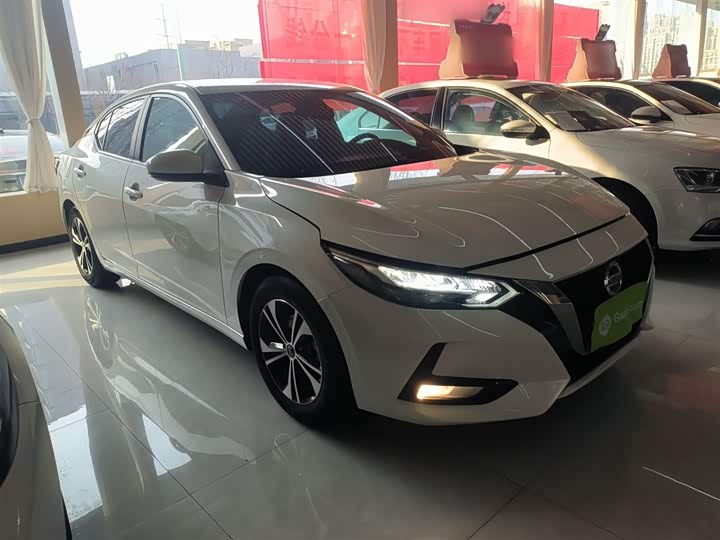 Фото 4 - Nissan Sylphy