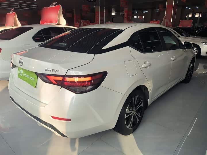 Фото 7 - Nissan Sylphy