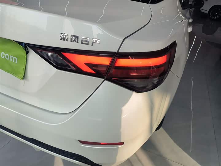 Фото 8 - Nissan Sylphy