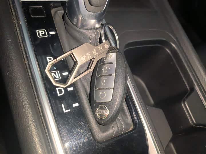 Фото 9 - Nissan Sylphy