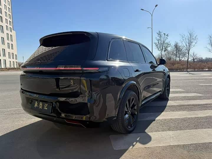 Фото 9 - LiXiang L8