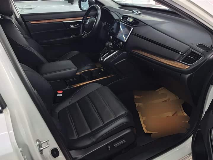 Фото 8 - Honda CR-V