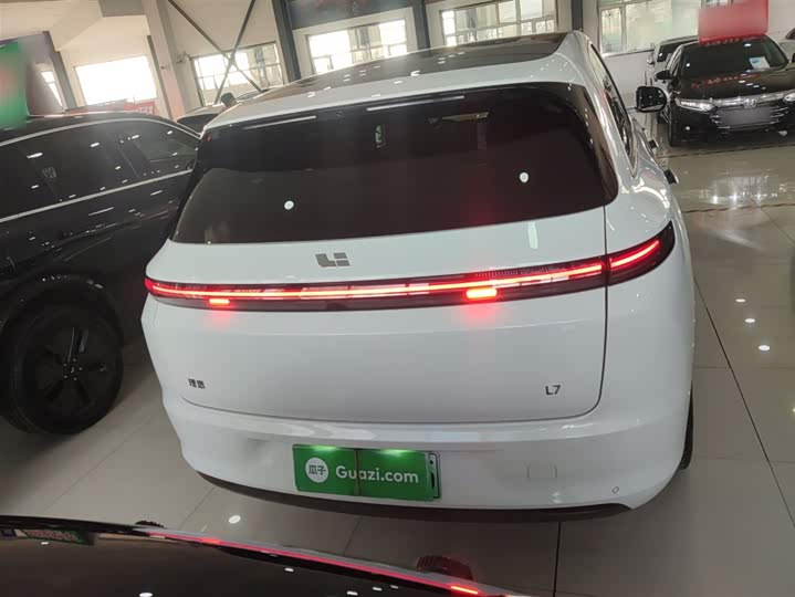 Фото 6 - LiXiang L7