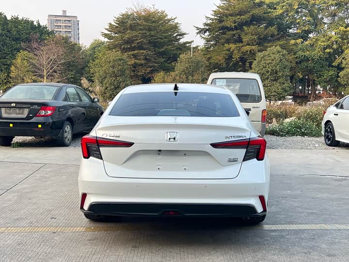 Фото 8 - Honda Integra