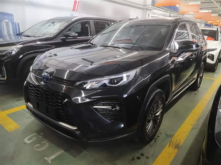 Фото 2 - Toyota Wildlander