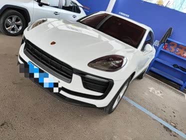 Фото 1 - Porsche Macan