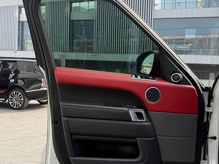 Фото 4 - Land Rover Range Rover Sport