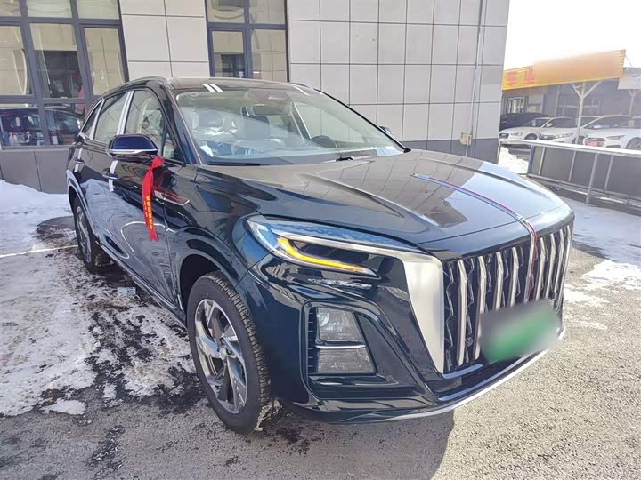 Фото 4 - Hongqi HS3 Hybrid