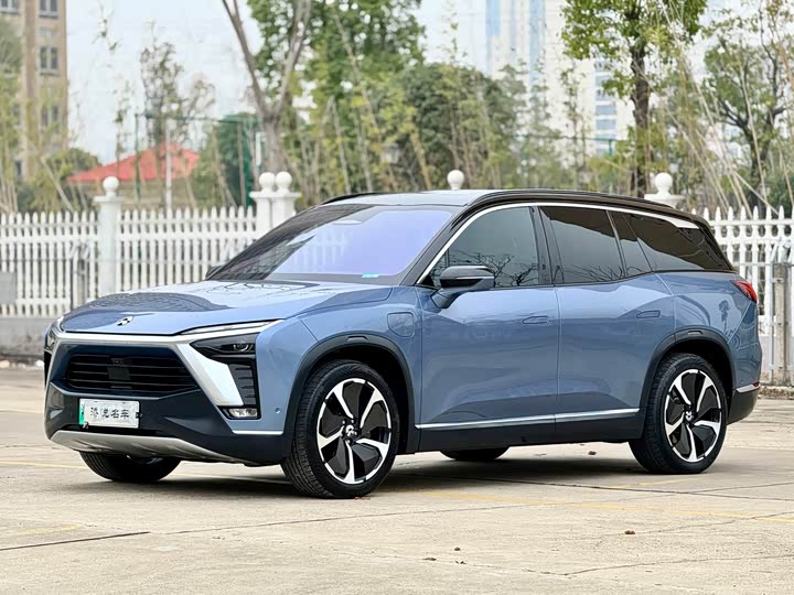 Фото 2 - Nio ES8