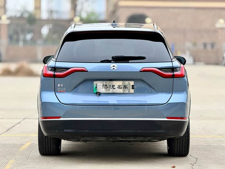 Фото 7 - Nio ES8