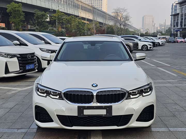 Фото 2 - BMW 3 Series