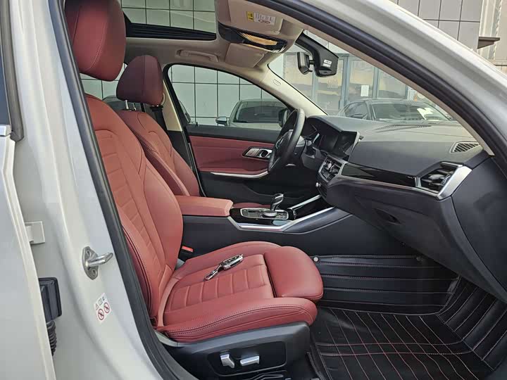 Фото 6 - BMW 3 Series