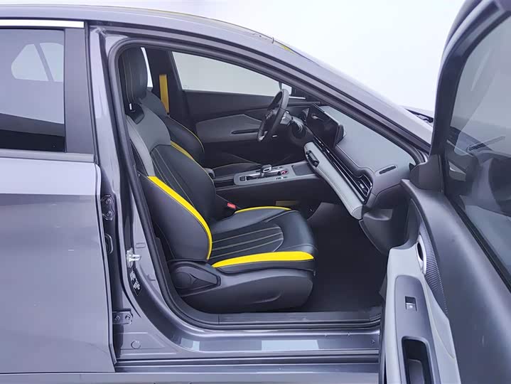 Фото 8 - GAC Trumpchi Empow R