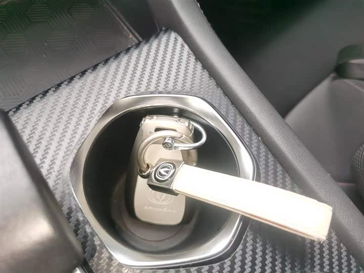 Фото 9 - Changan Eado Plus