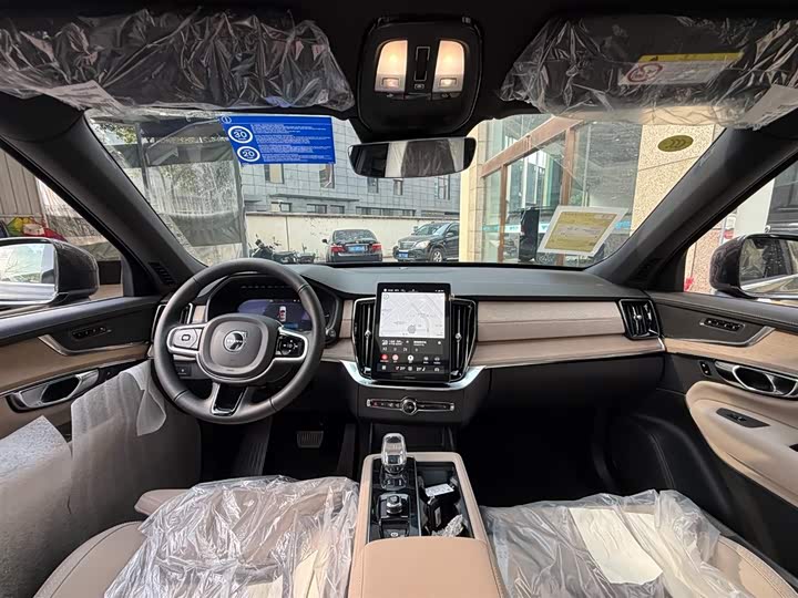 Фото 7 - Volvo XC90 Hybrid