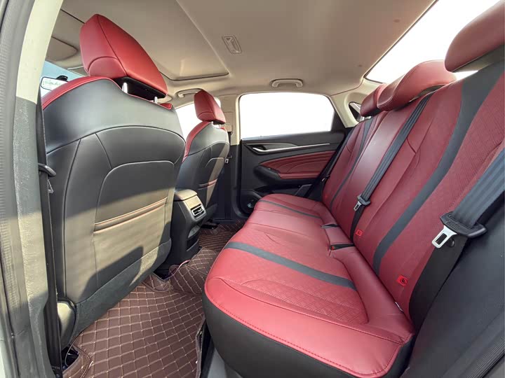 Фото 6 - Changan Eado Plus