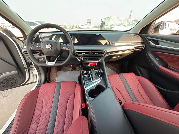 Фото 7 - Changan Eado Plus