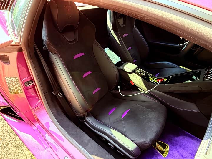 Фото 9 - Lamborghini Huracán