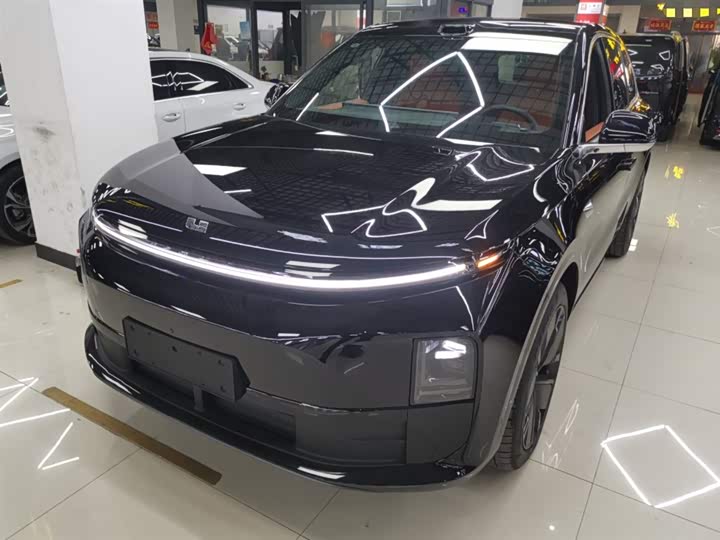 Фото 1 - LiXiang L6