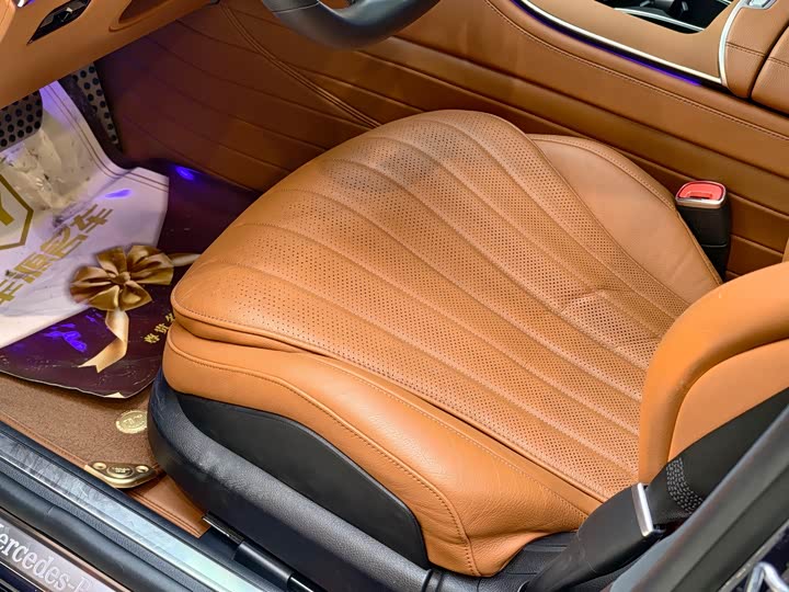 Фото 7 - Mercedes-Benz S-Class