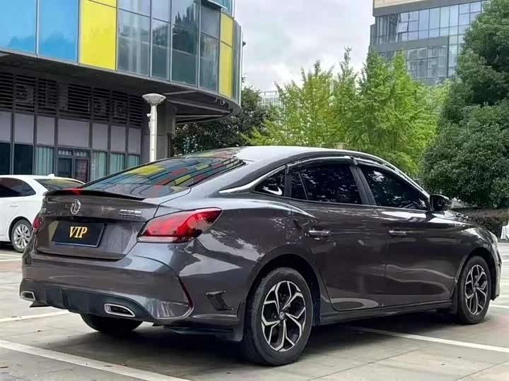 Фото 7 - MG Motor 5