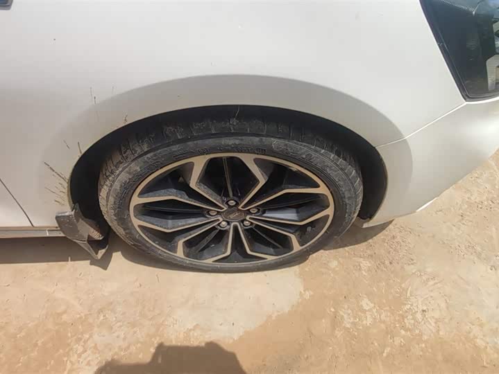 Фото 6 - Ford Focus