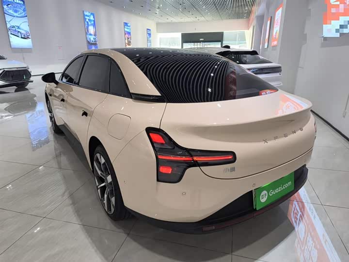 Фото 5 - XPeng Mona M03