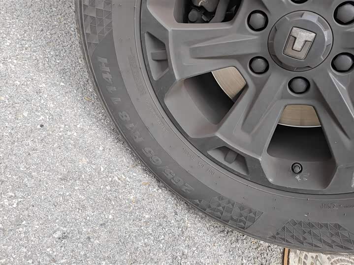 Фото 6 - Tank 400 Hybrid