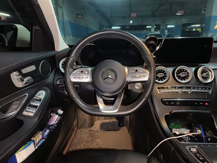 Фото 3 - Mercedes-Benz C-Class