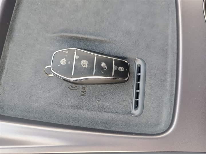 Фото 9 - BYD Sea Lion 07 DM-i Hybrid