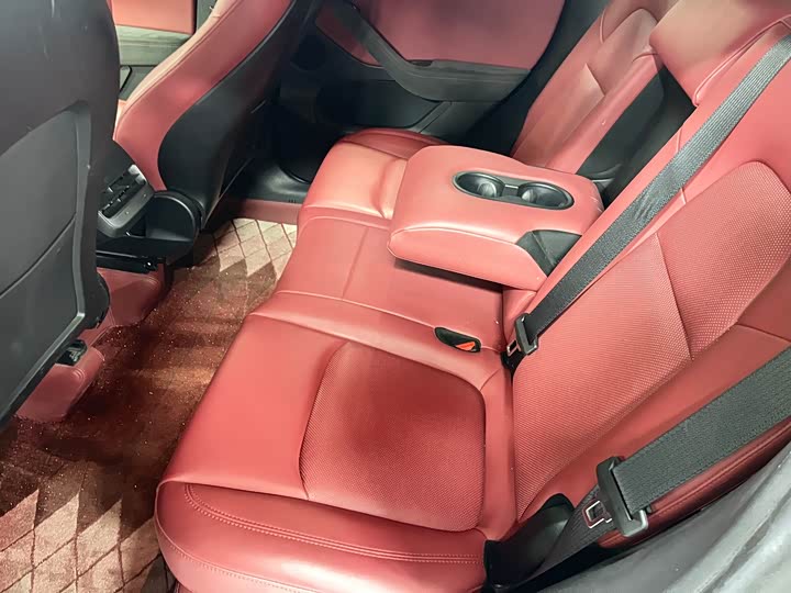 Фото 5 - Tesla Model Y