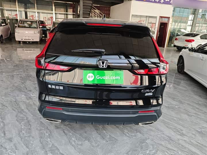 Фото 6 - Honda CR-V