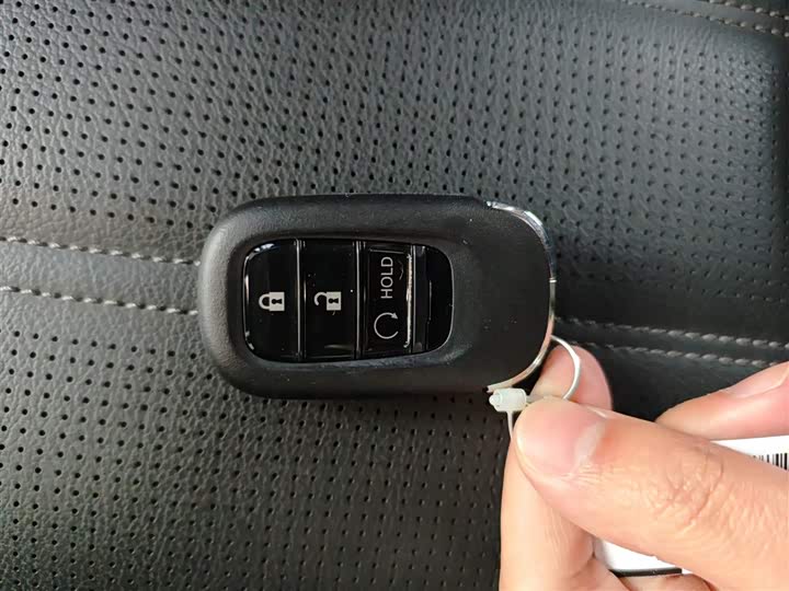 Фото 9 - Honda CR-V