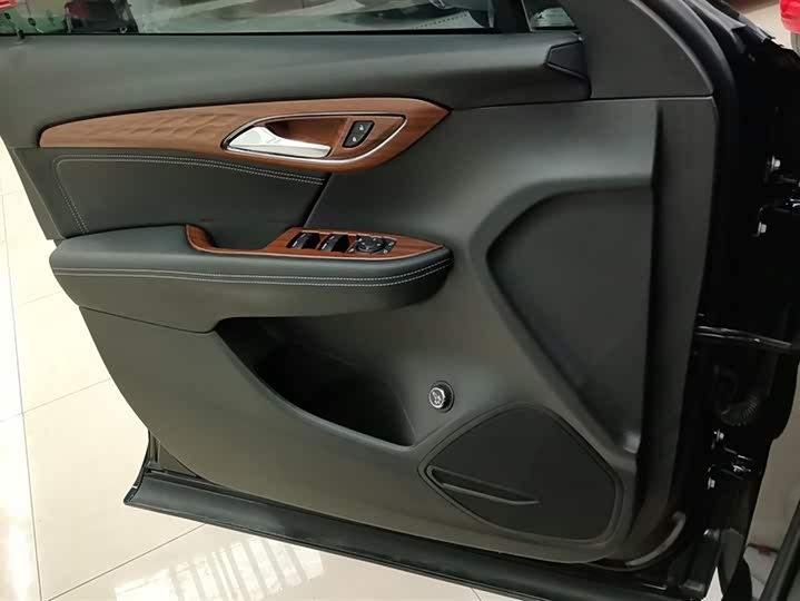 Фото 7 - Buick Envision Plus