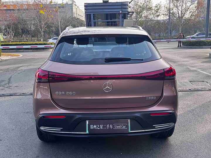 Фото 6 - Mercedes-Benz EQA