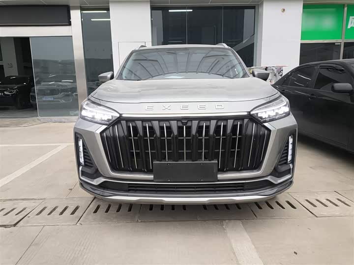 Фото 3 - Exeed VX