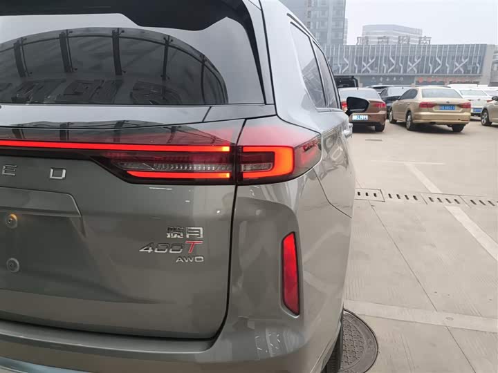 Фото 8 - Exeed VX