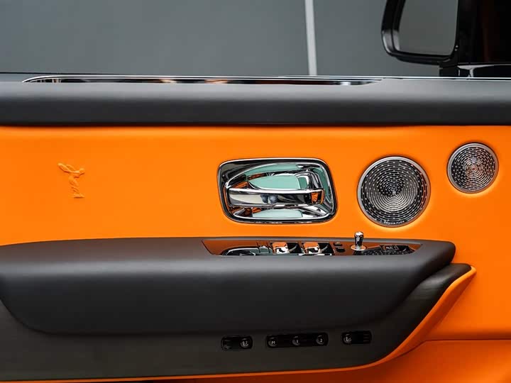 Фото 8 - Rolls-Royce Cullinan