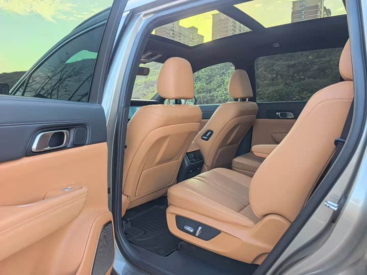 Фото 7 - LiXiang One