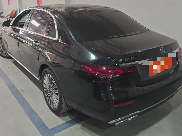 Фото 6 - Mercedes-Benz E-Class