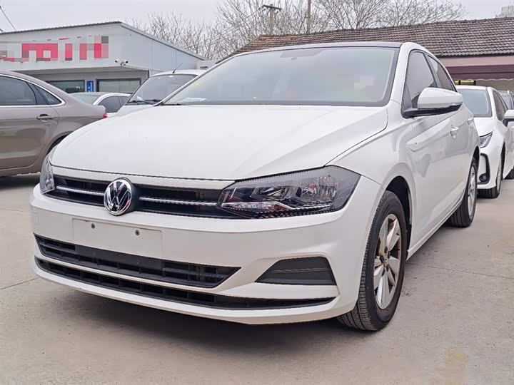 Фото 2 - Volkswagen Polo