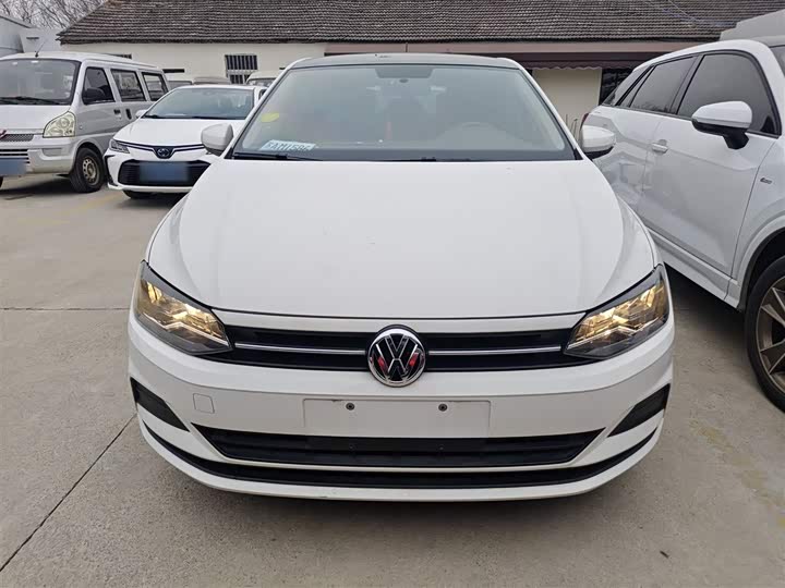 Фото 3 - Volkswagen Polo