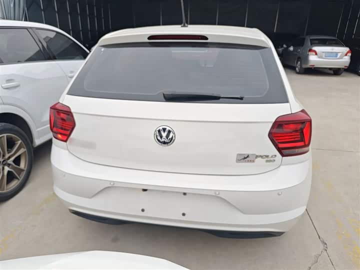 Фото 6 - Volkswagen Polo