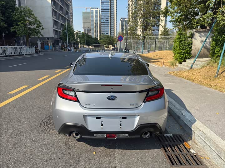 Фото 5 - Subaru BRZ