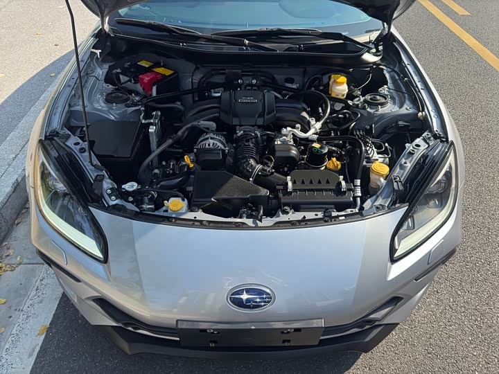 Фото 9 - Subaru BRZ